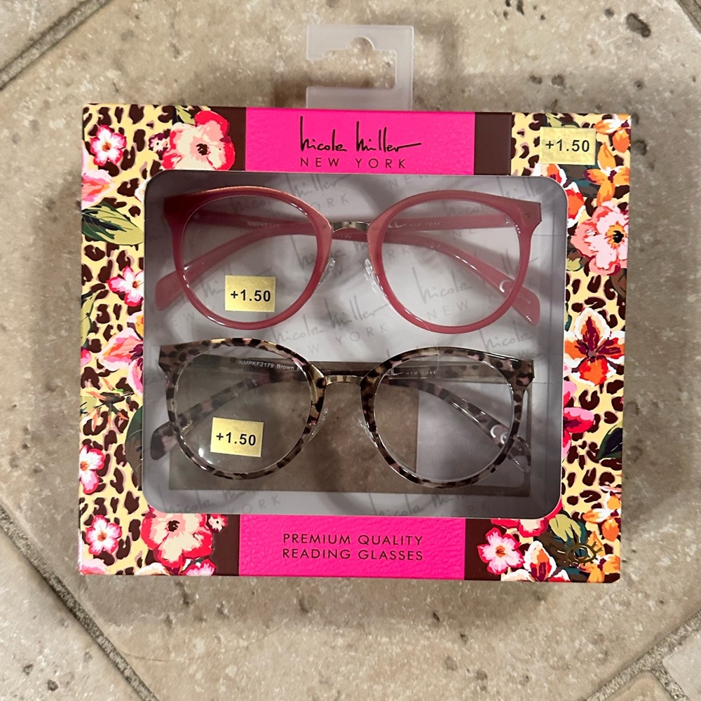 Nicole Miller 1.5 readers